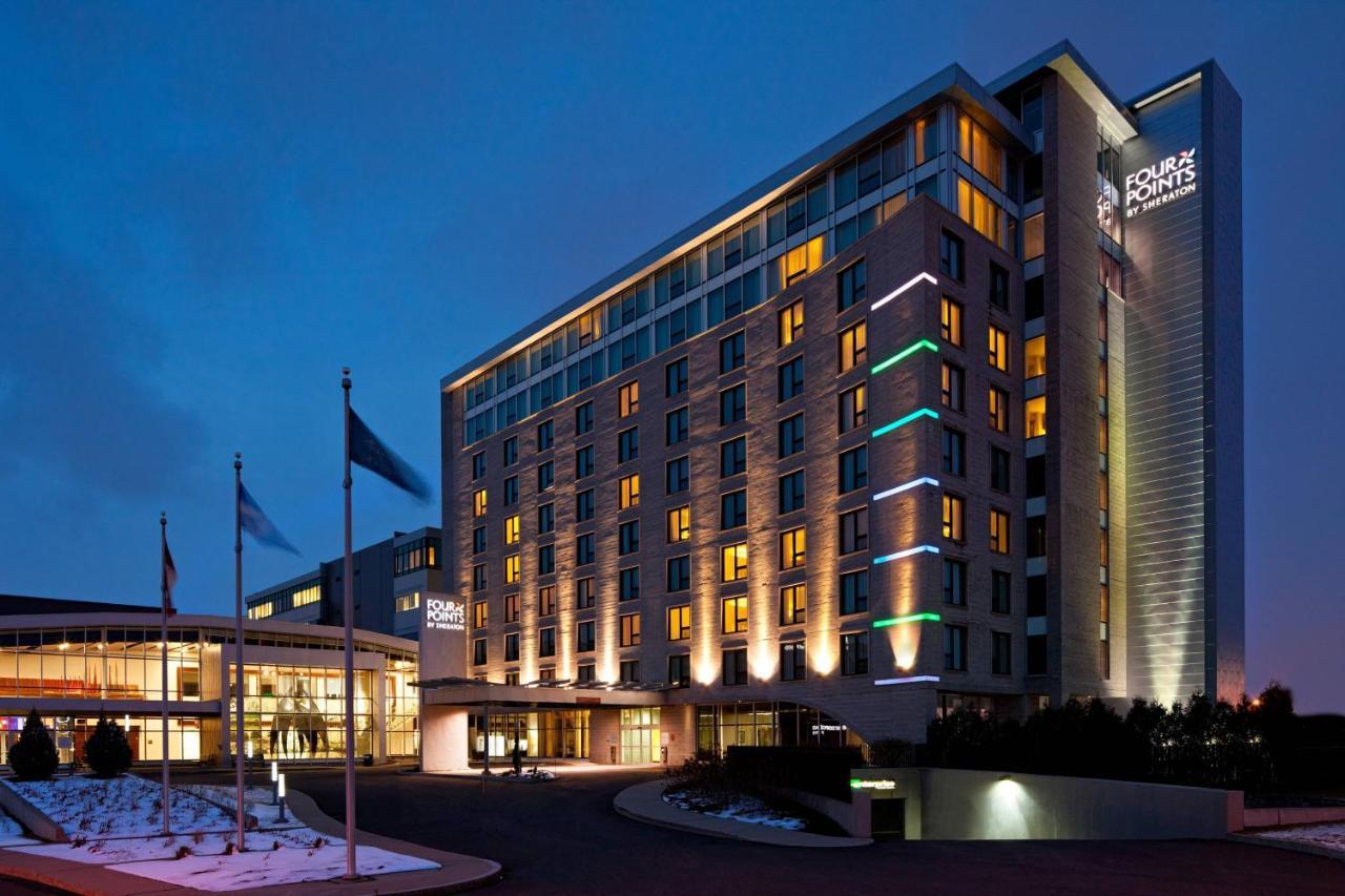 Hotel Four Points By Sheraton Convention Centre 4*